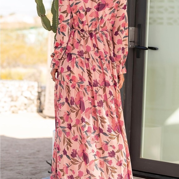 Floral, v-neck, maxi dress - Picture 3 of 3
